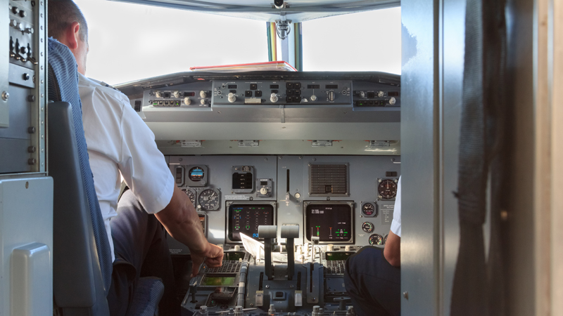 Cockpit - Vadeleon Indonesia - Wide